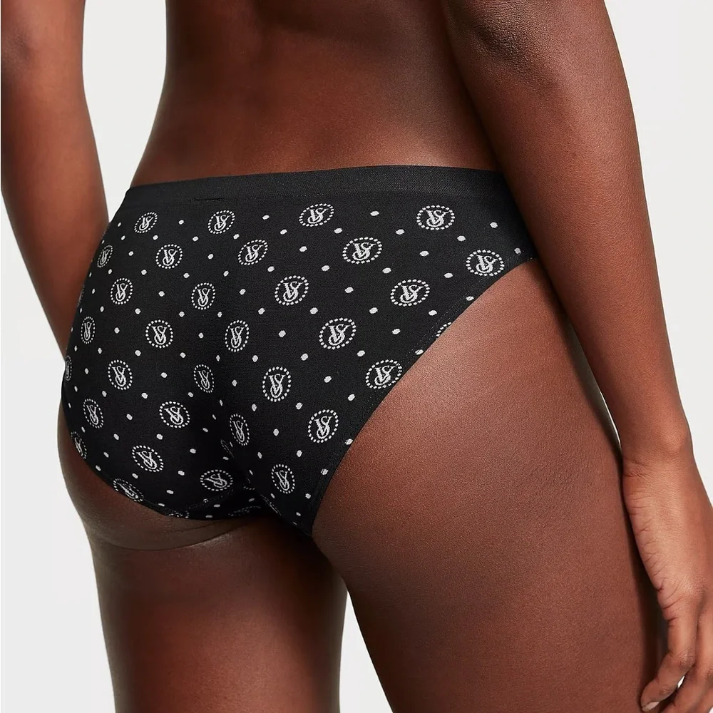 New  SEAMLESS Seamless‎ Bikini Panty